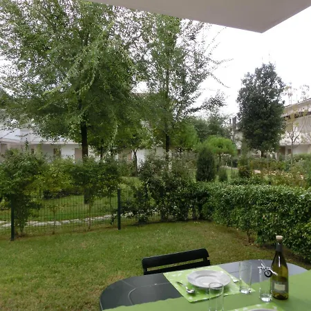 Homely Flat With Private Garden And Common Pool