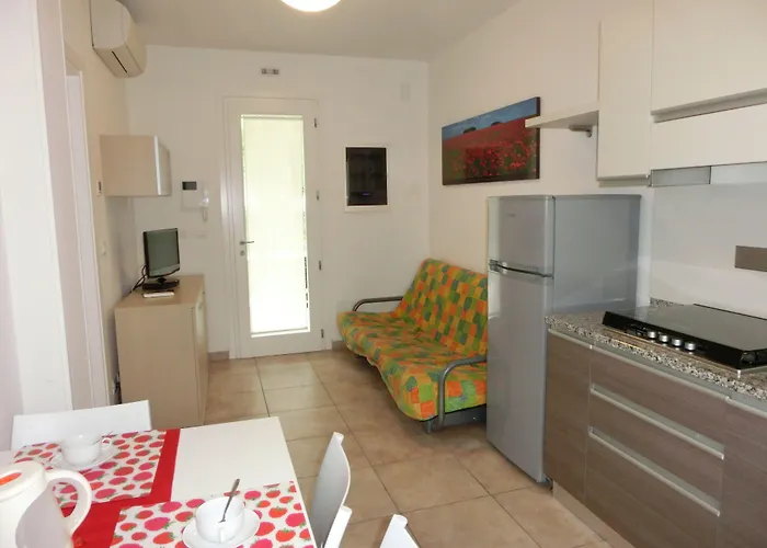 Homely Flat With Private Garden And Common Pool Bibione